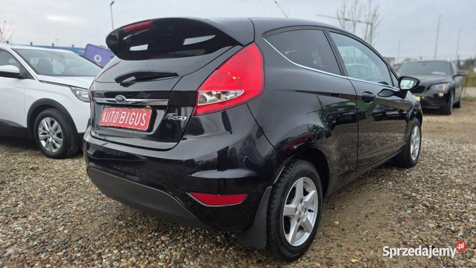 Ford Fiesta climatronic zarejestrowana zwykła światła przeciwmgielne Fiesta pomorskie Lębork