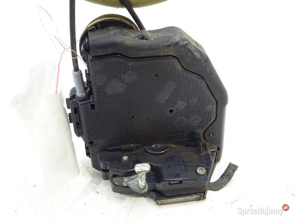 ZAMEK TYŁ LEWY TOYOTA LAND CRUISER J20 Kombi Zamki, wkładki i kluczyki sprzedam