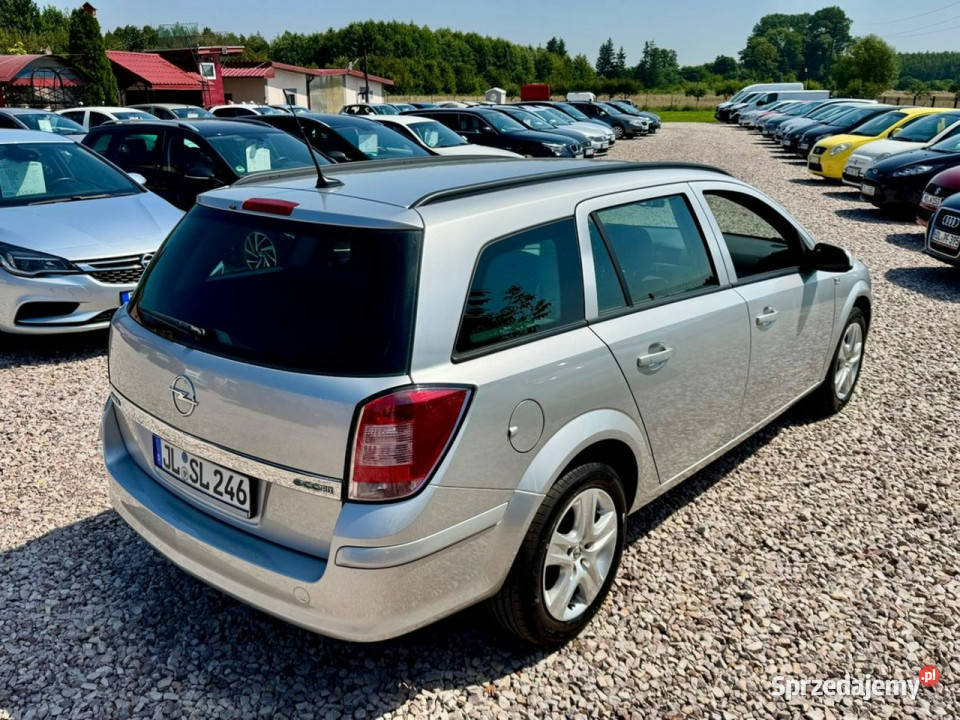 Opel Astra Opel Astra Lifr 17 cdti 110 koni Szerominek sprzedam