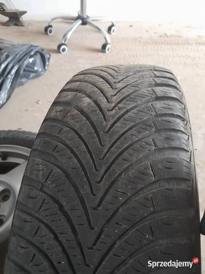 Opona wielosezonowa 175 65 r15 Kumho Solus 4S Łódź