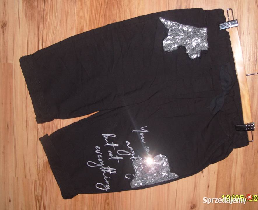 Gumowane spodenki rybaczki gnieciuchy cekiny r