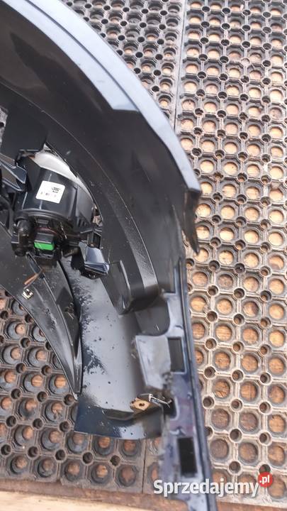 AUDI A3 8P LIFT ZDERZAK PRZÓD LZ5J HALOGEN osobowe wielkopolskie