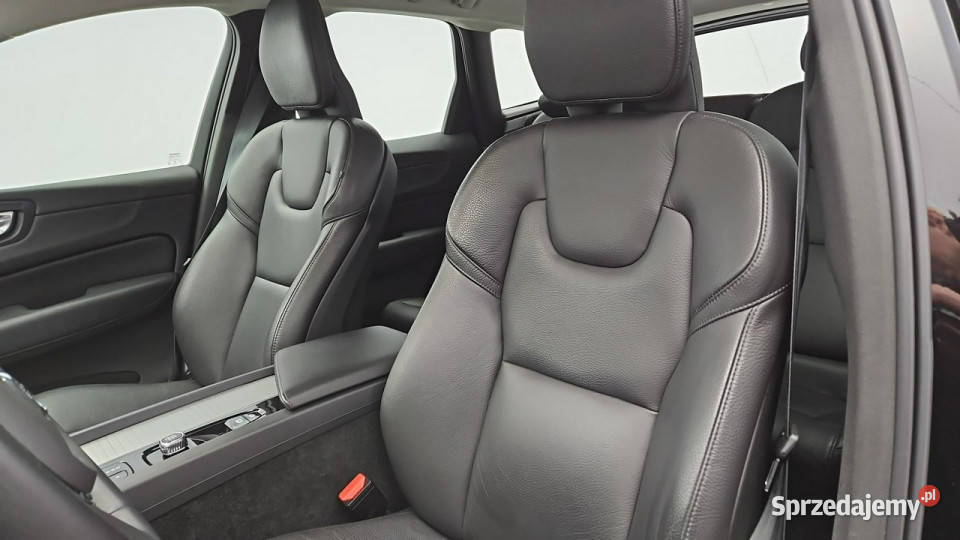 Volvo XC 60 Plus Bright aut Z Polskiego Salonu wielofunkcyjna kierownica