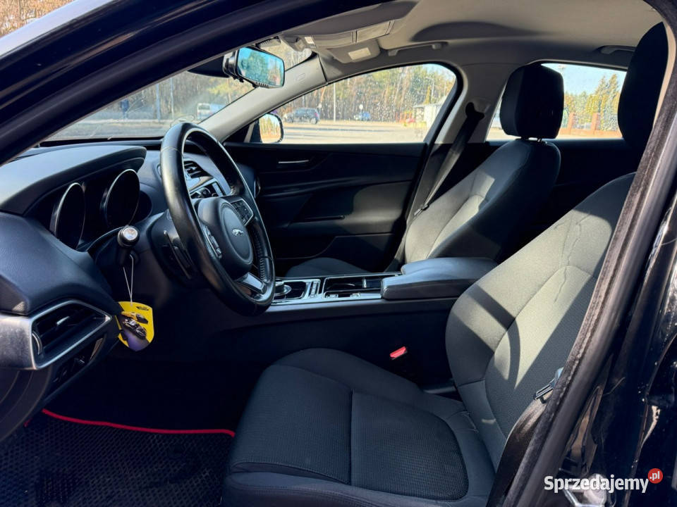 Jaguar XE 20 180 Navi Led Zarejestrowany w wielkopolskie Przeźmierowo