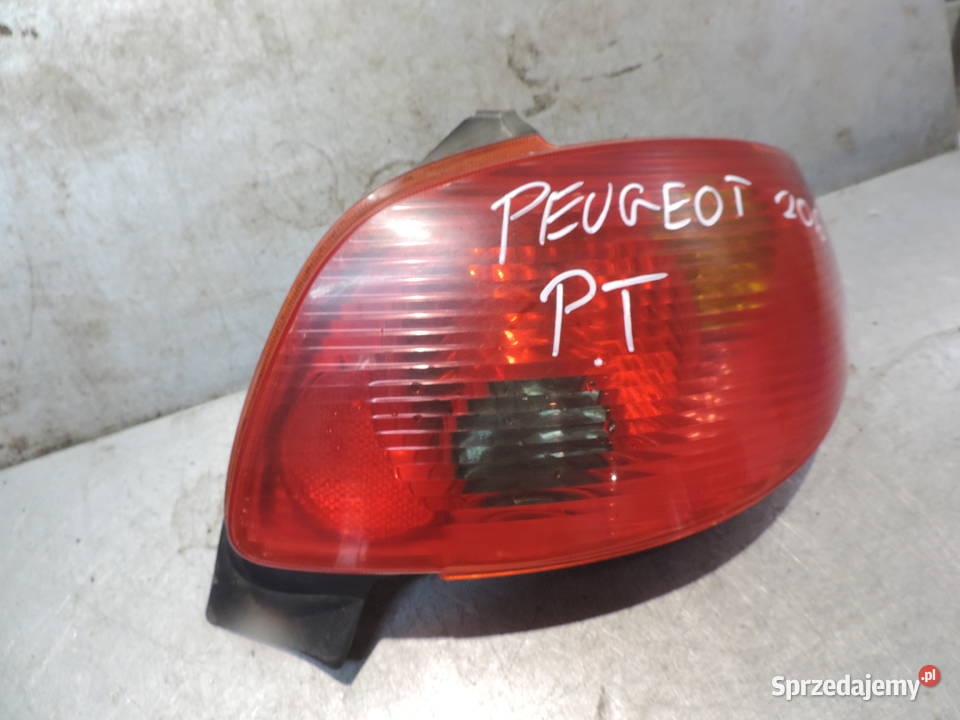 LAMPA PRAWY TYLNA PEUGEOT 206 FL