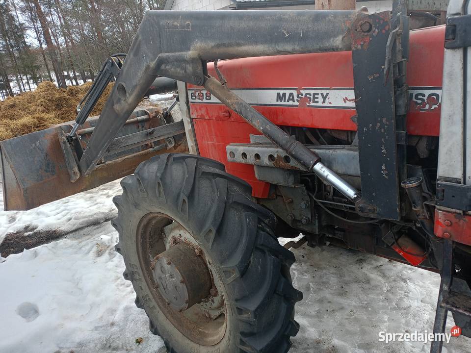 Massey Ferguson MF 698 44 z ładowaczem tur podkarpackie Gwizdów