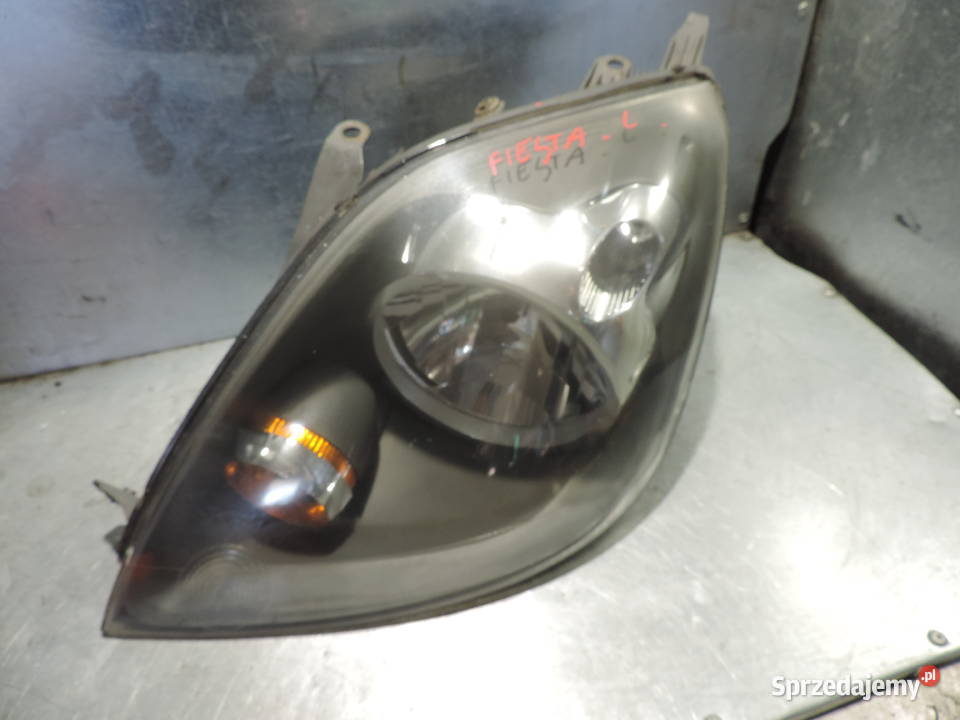 FORD FIESTA MK6 LIFT REFLEKTOR LAMPA LEWY PRZÓD osobowe małopolskie sprzedam