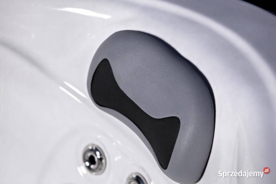 Bieżnia pływacka z przeciwprądami swim spa ARES Baseny i oczka wodne sprzedam