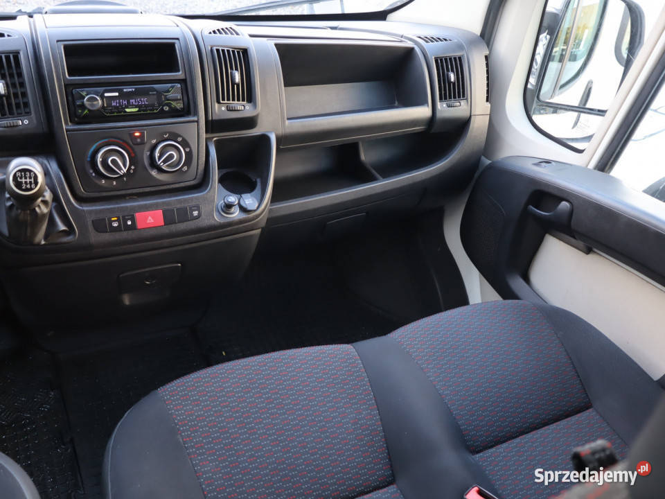Peugeot Boxer 20 BlueHDi Katowice
