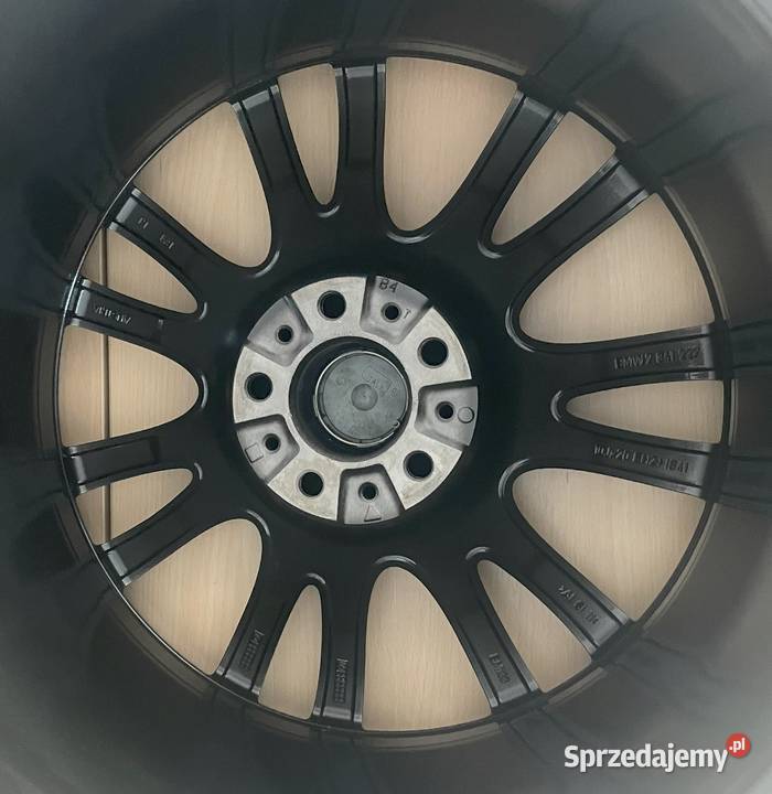 Oryginalne felgi BMW Individual 20 V301