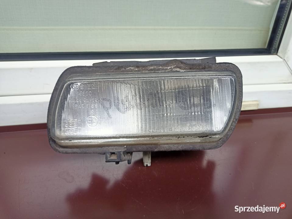 Peugeot 605 halogen w zderzak przedni lewy Sieradz