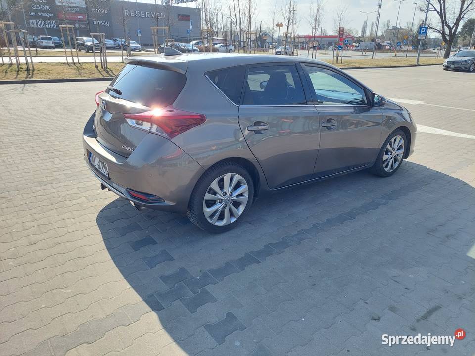 Toyota Auris Wołomin