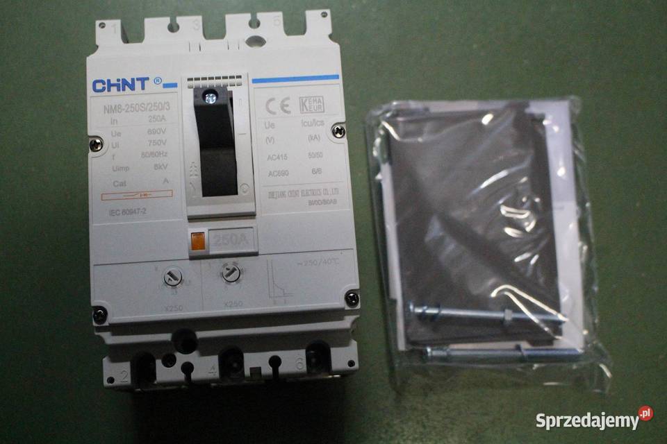 Wyłącznik MCCB NM8250S3300 123056 stac Chint
