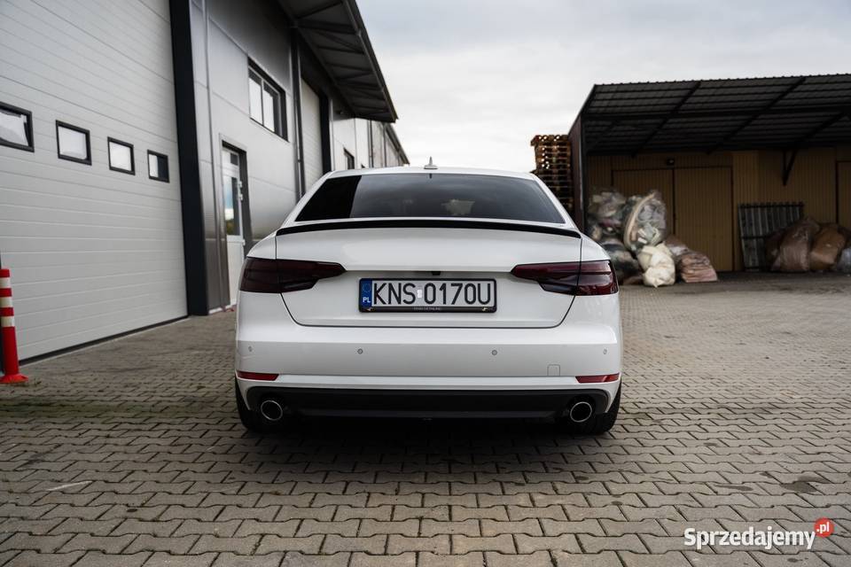 Dobrze wyposażone b9 252 quattro A4 sprzedam