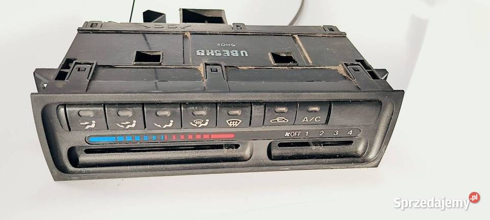 PANEL KLIMATYZACJI MAZDA 323 Lipno sprzedam