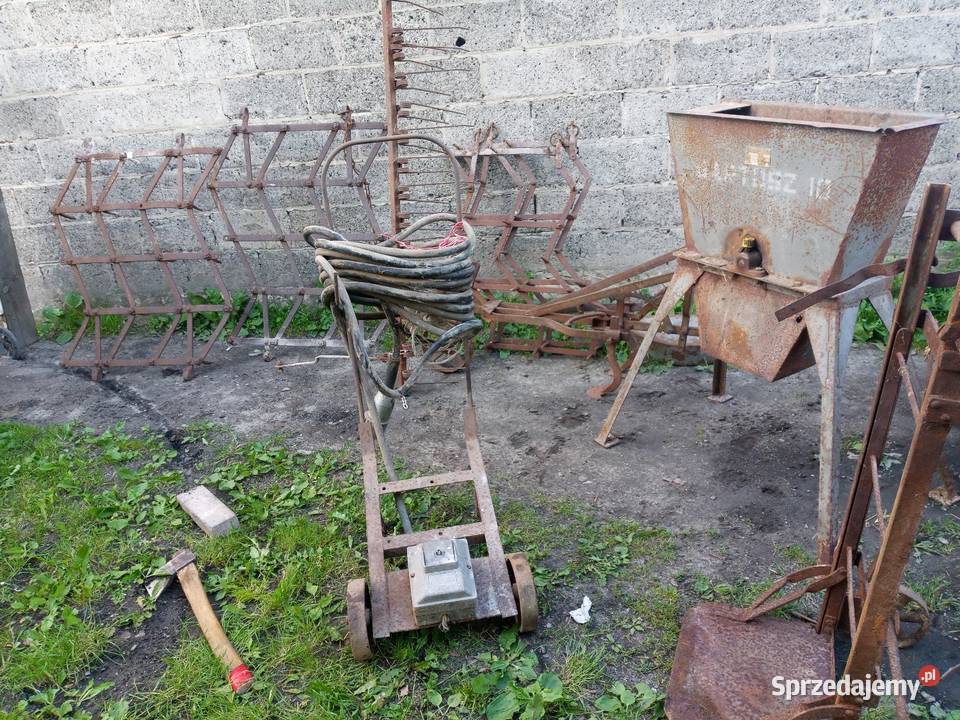 Traktor wóz plus maszyny rolnicze pług Bieliny