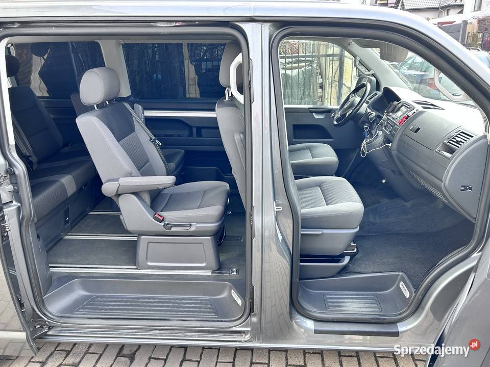 Vw multivan T51 model 2015 Gdynia sprzedam