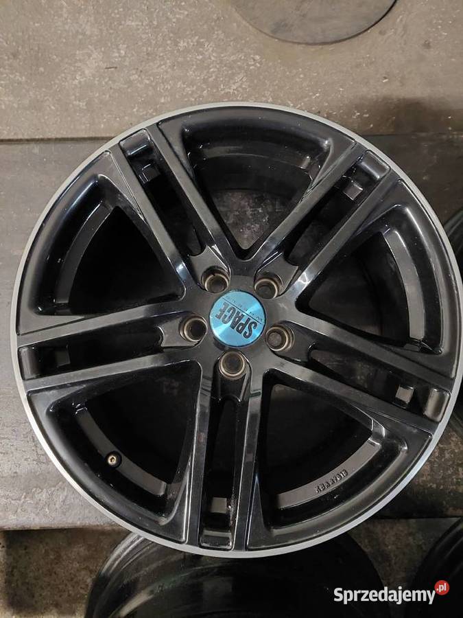 Felgi aluminiowe 5x100 r17 Średnica 17" Mroków