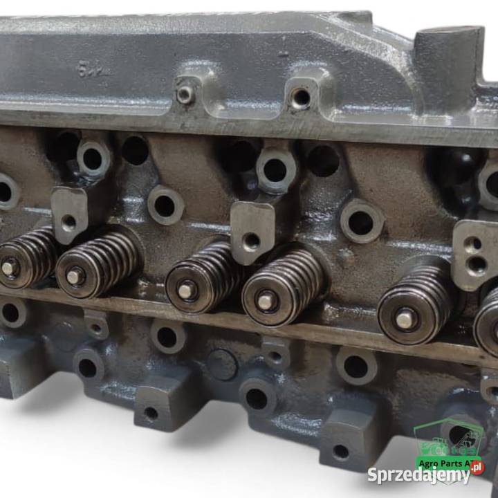 Głowica cylindrów silnika R121608 RE57489 John podlaskie Ciechanowiec