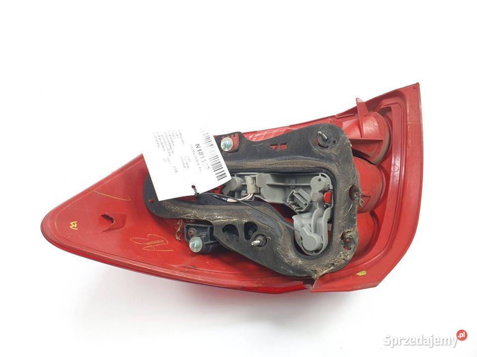 LAMPA PRAWA TYŁ TOYOTA AURIS I Lipno sprzedam