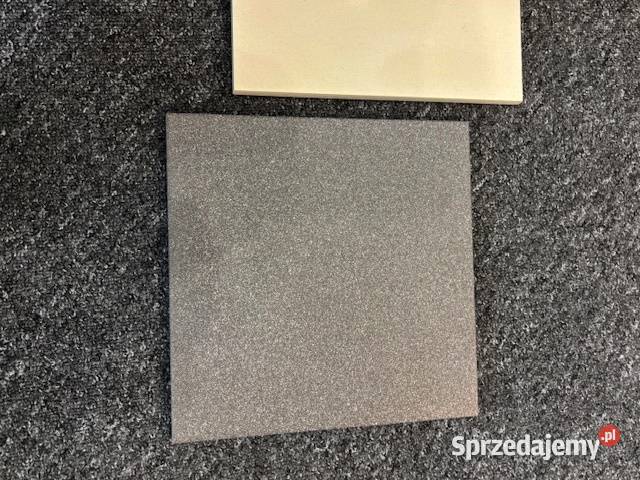 Gres techniczny hala garaż wzmacniany 30x30