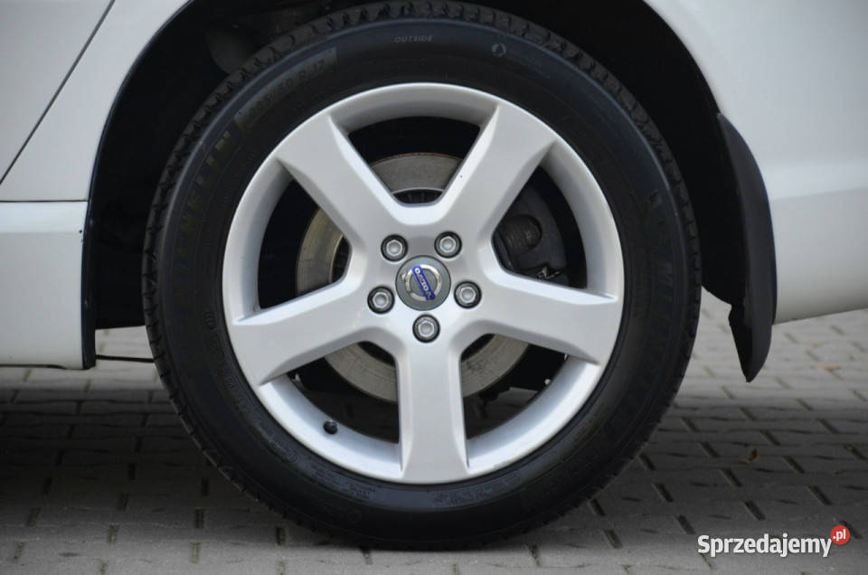 Volvo V70 SUPER STAN 24D5 185 AWD Lift Serwis centralny zamek Kutno