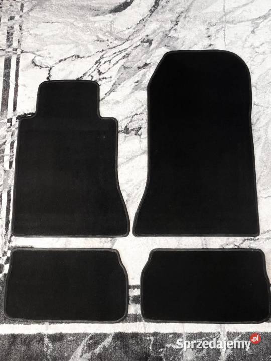 Mercedes w124 c124 coupe czarne dywaniki lubelskie Lublin