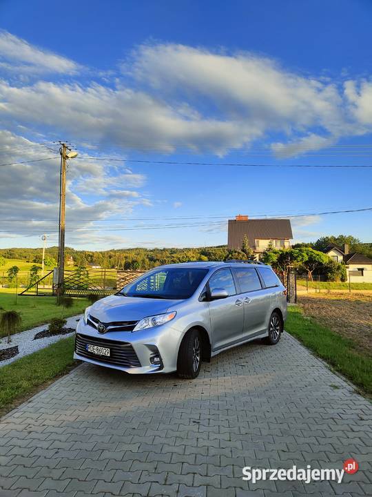 Toyota Sienna 2018 LPG 4x4 Klecie sprzedam
