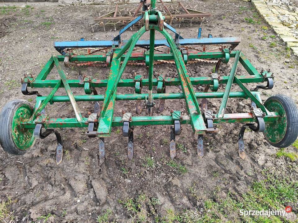 Kultywator z wałkiem Skała