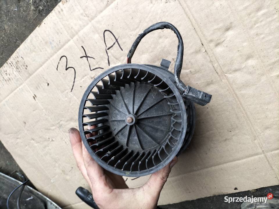 DMUCHAWA WENTYLATOR VW Passat B5 3137020022