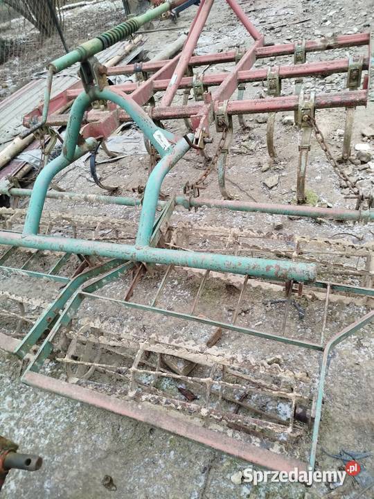 Kultywator z podwójnymi wałkami