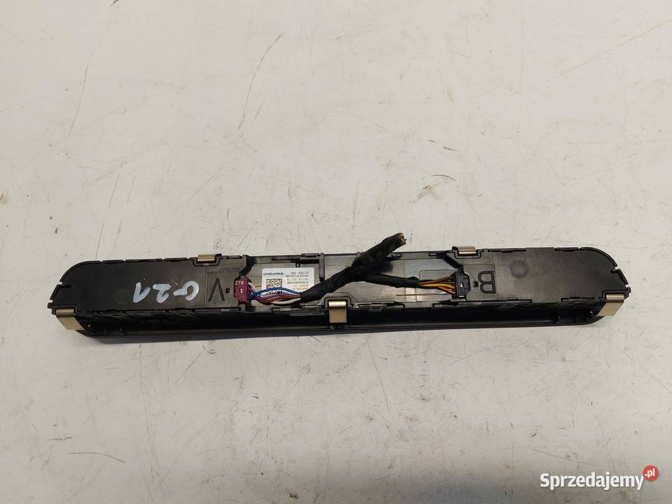 BMW G21 G20 Kombi 330e panel sterowania nawiewu sprzedam