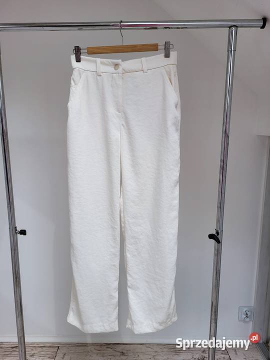 Białe spodnie z wiskozą Rozmiar 36(S) Liszki