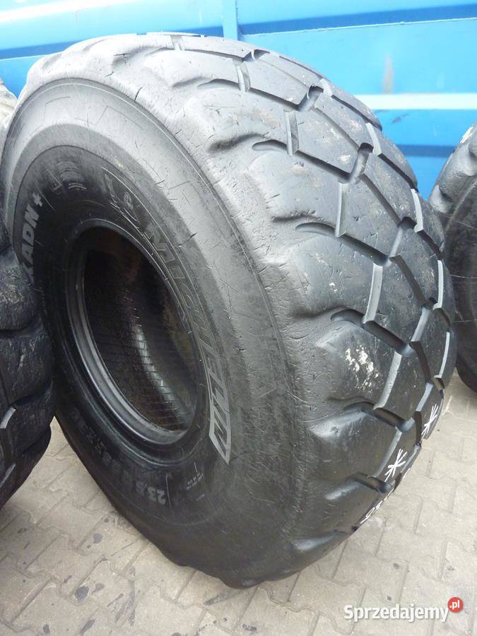 2x Opona używana przemysłowa 235R25 MICHELIN Michelin