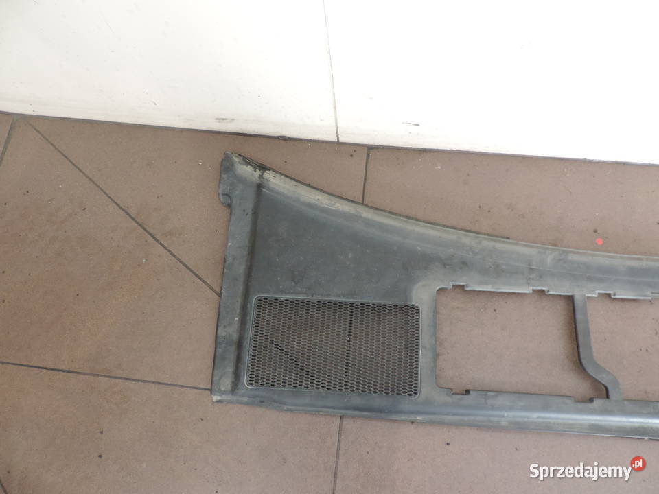 PODSZYBIE OSŁONA AKUMULATORA RYNNA AUDI A4 B6 Rok produkcji 2002 sprzedam