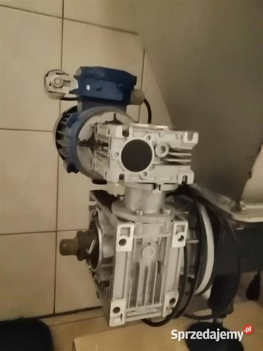 Piec ekogroszekpellet Kompletny z osprzętem 1500 Długołęka