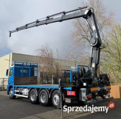Budowlany 8x4 platforma z dzwigiem Mercedes