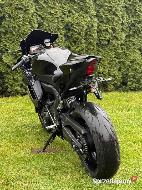 Yamaha R7 Polski Salon