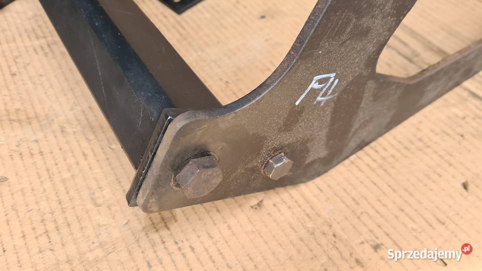 Suzuki Ignis FH 0003 hak holowniczy brink Pozostałe Legnica sprzedam