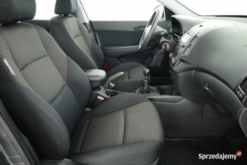 Hyundai i30 16 CVVT 1591cm3 mazowieckie Piaseczno