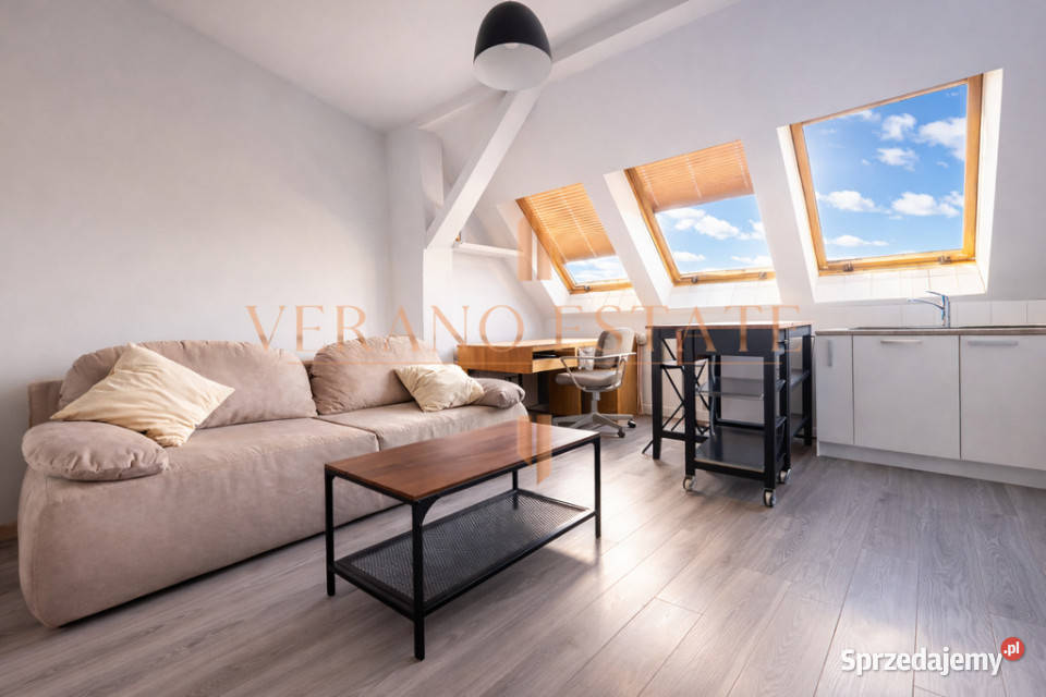 ZALANE SŁOŃCEM ANTRESOLA ZAMKNIĘTE OSIEDLE Warszawa