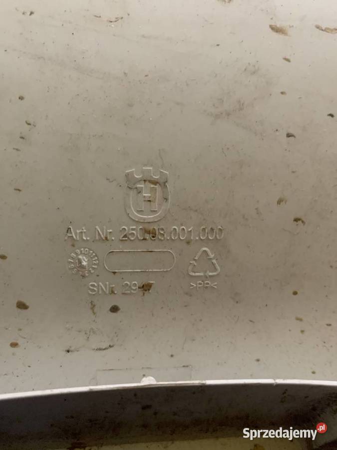Husqvarna 701 osłona przód lampy oryginał Ostrów Wielkopolski
