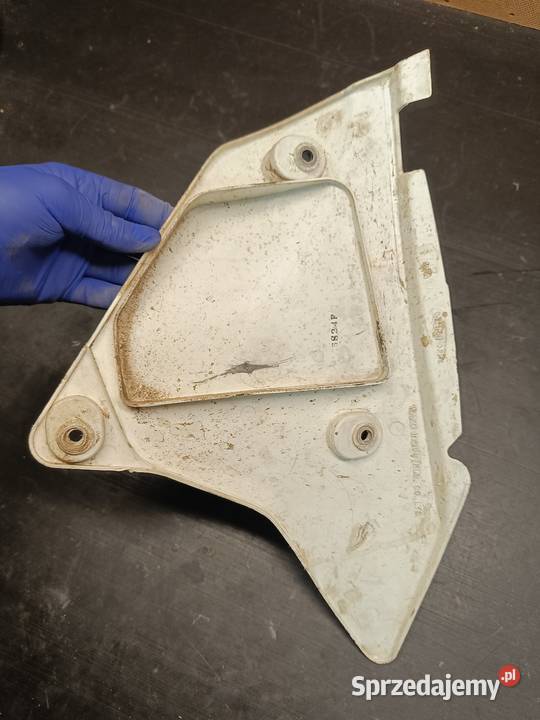 Plastik owiewka pokrywa airbox filtr części małopolskie Gołaczewy