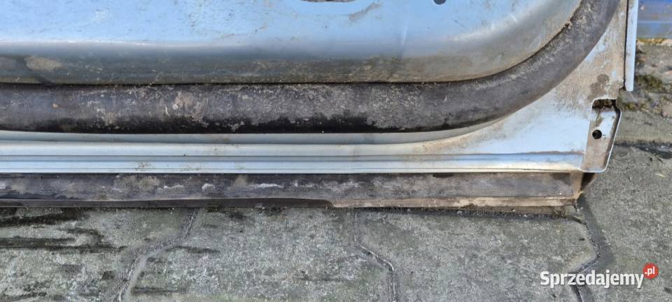 9 DRZWI TYŁ LEWY TYLNE LEWE AUDI A4 B6 KOMBI Drzwi Działoszyce