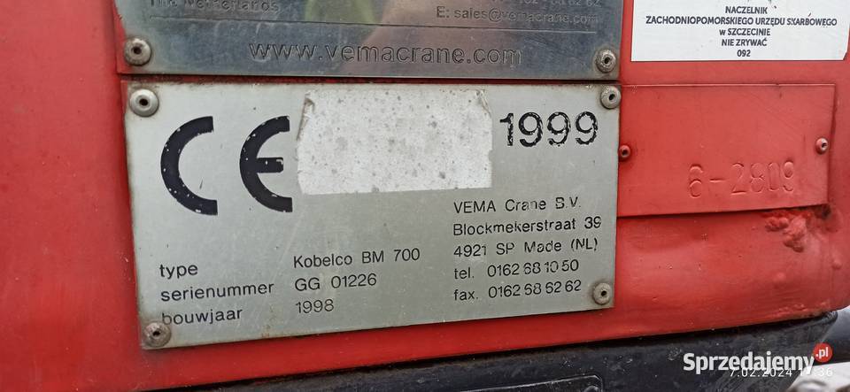 Syndyk sprzeda dźwig gąsienicowy KOBELCO BM700