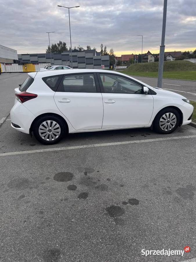 Toyota Auris manualna lubelskie Świdnik