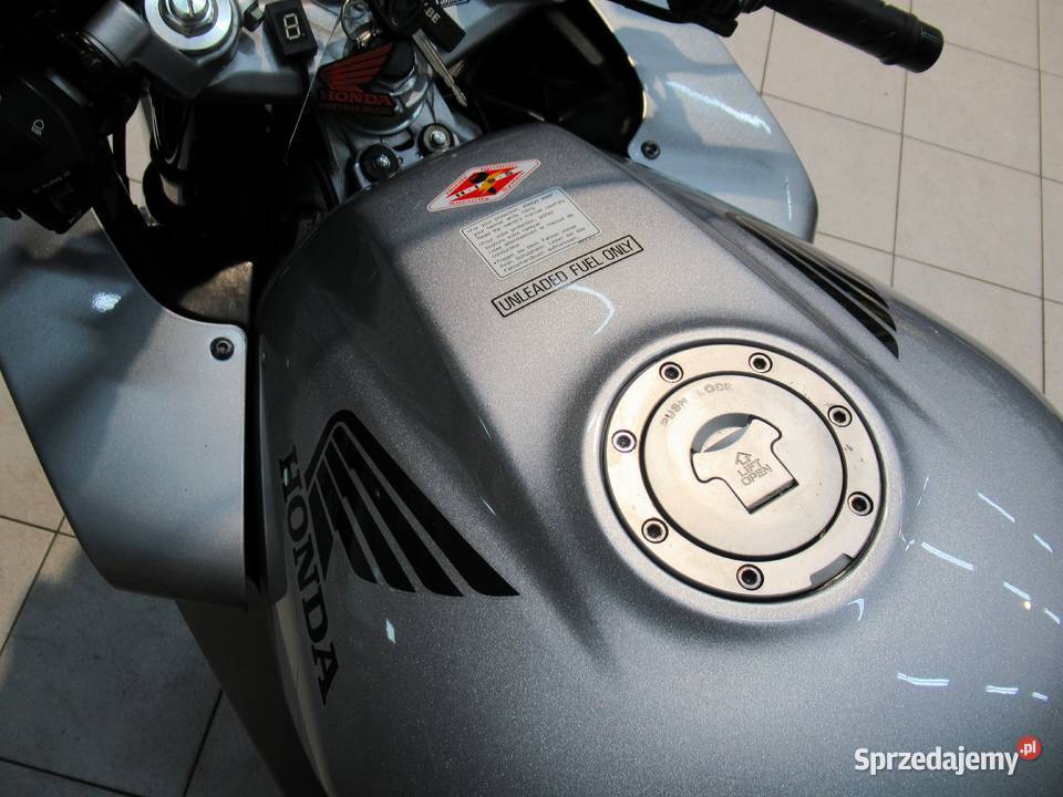 Honda VFR 800 VTEC Oferuję dowóz sprzedam