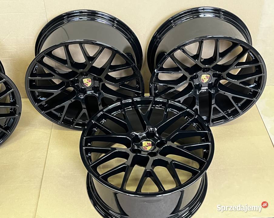 Porsche Macan RS Spyder 95B601025DL 95B601025DM Gostyń