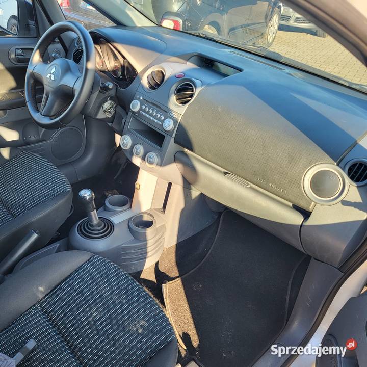 Mitsubishi Colt 13 klima gaz Góra Kalwaria sprzedam