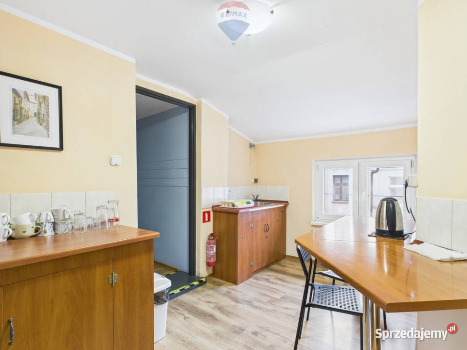 INWESTYCYJNA HOSTEL NA STARÓWCE W TORUNIU kujawsko-pomorskie sprzedam